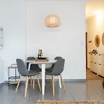 Apartment Home2book Boutique With Balcony