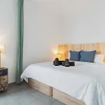 Home2book Boutique With Balcony Apartment