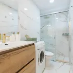 Home2book Boutique With Balcony Apartment