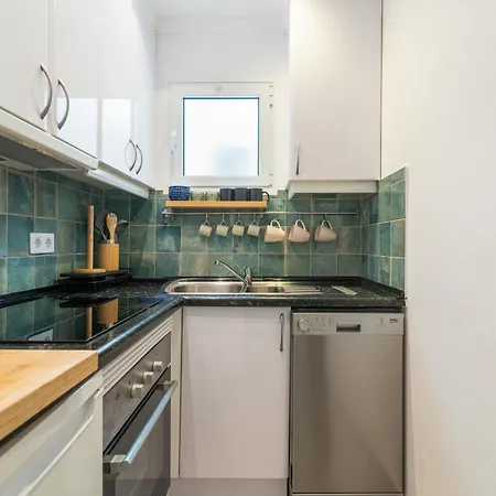 Home2book Boutique With Balcony شقة